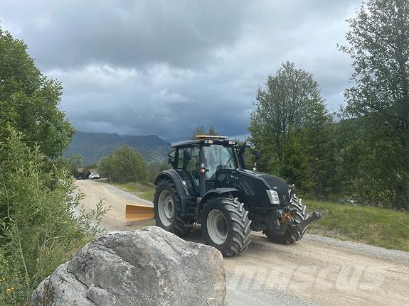 Valtra T203 Ciągniki rolnicze