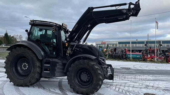 Valtra T235 Ciągniki rolnicze