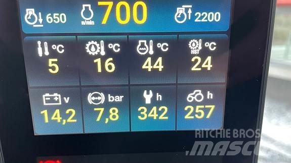 Valtra T235 Ciągniki rolnicze