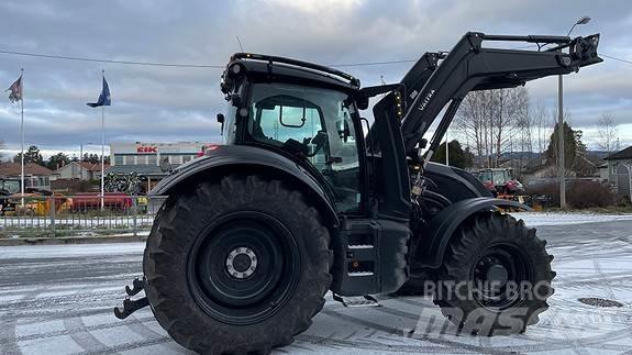 Valtra T235 Ciągniki rolnicze