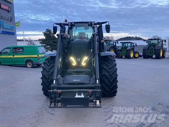 Valtra T235 Ciągniki rolnicze