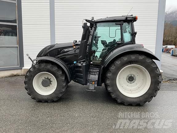 Valtra T235D Ciągniki rolnicze