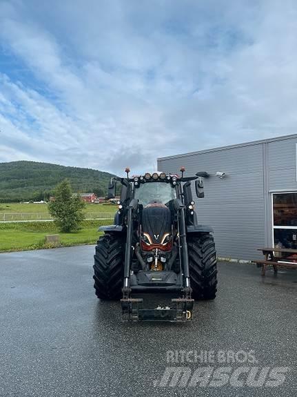 Valtra T235D Ciągniki rolnicze