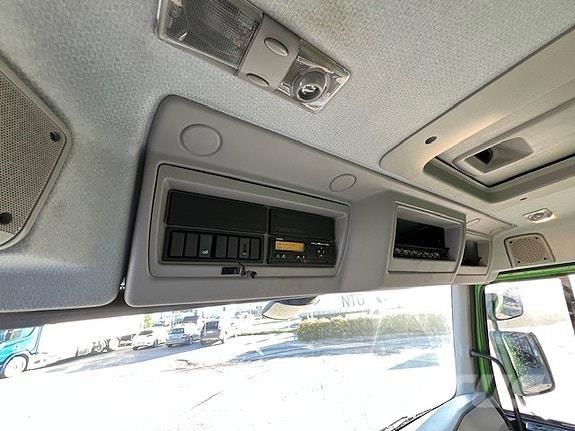 Volvo FE 320 -6x2 Inne