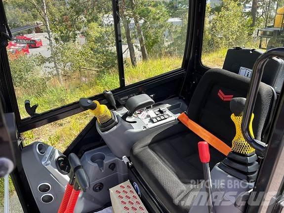 Yanmar SV15VT Minikoparki