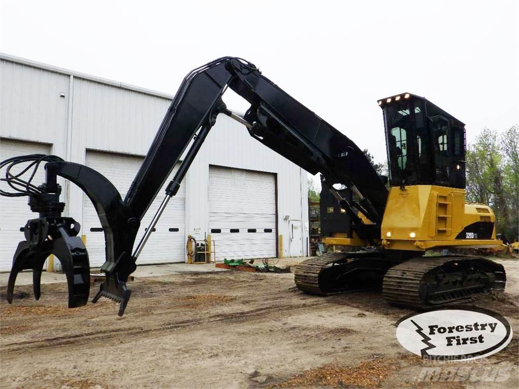 CAT 320D FM Ładowarki typu "knuckleboom"