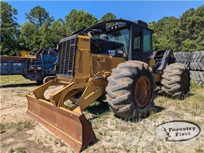 CAT 525C Skidery