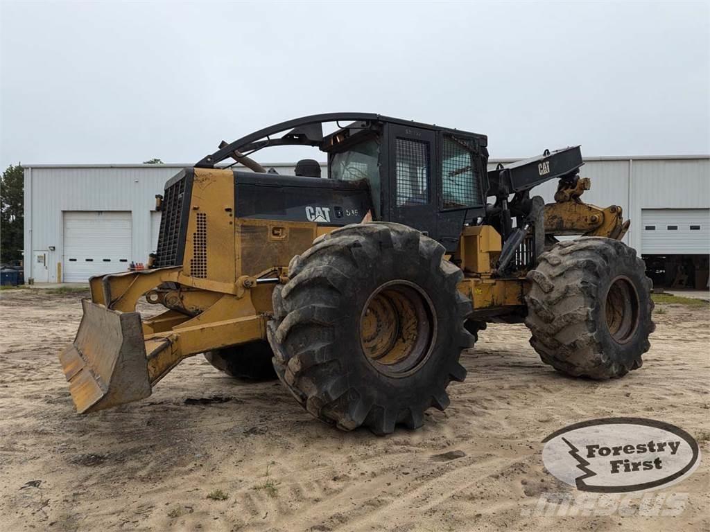 CAT 535C Skidery