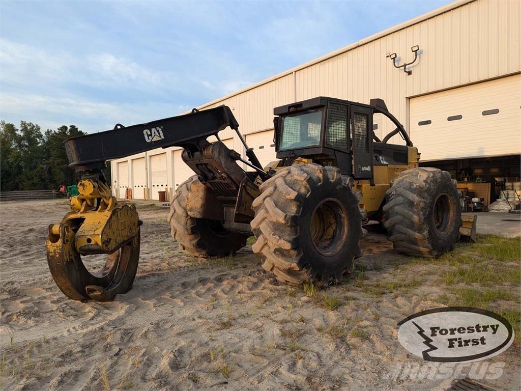 CAT 535C Skidery