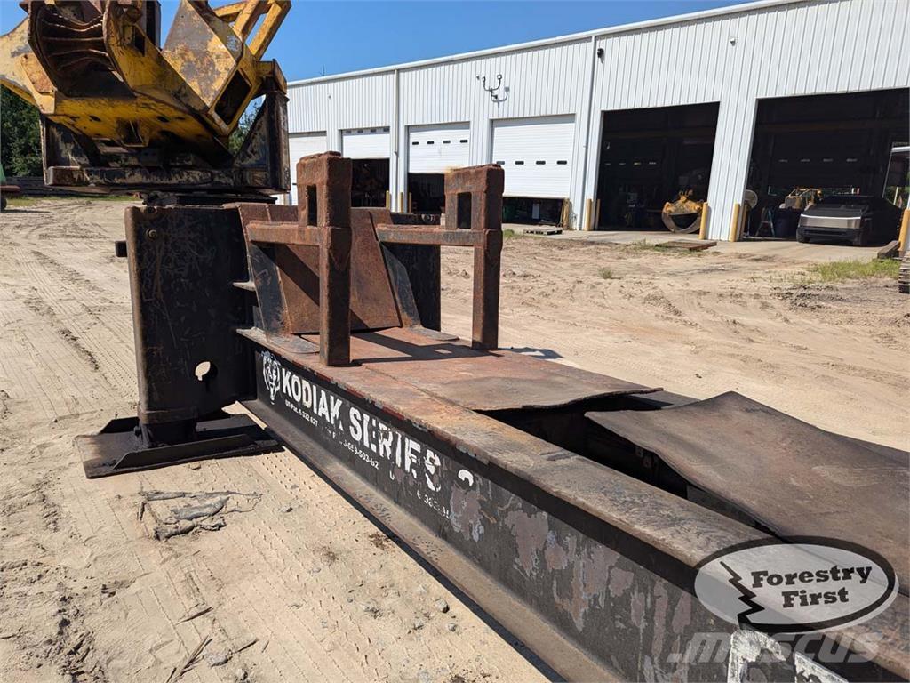 CSI 264 Maszyny do okrzesywania gałęzi