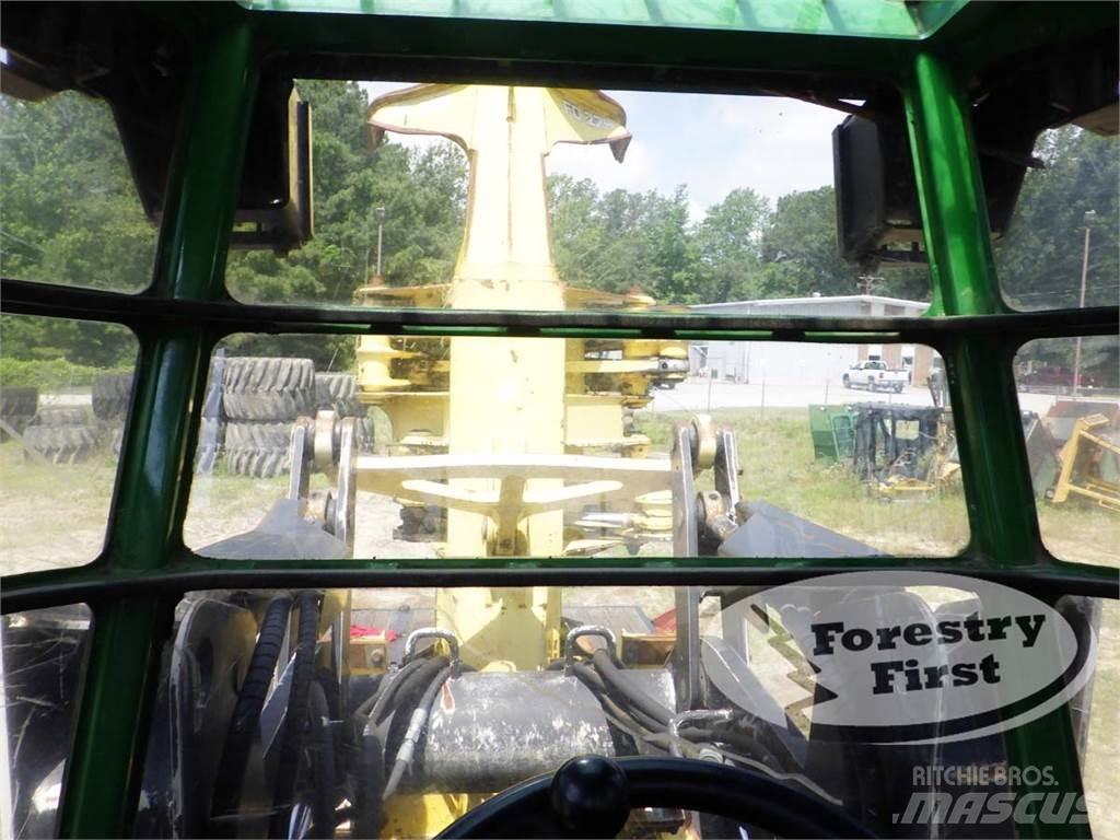 John Deere 843K Harwestery gąsienicowe