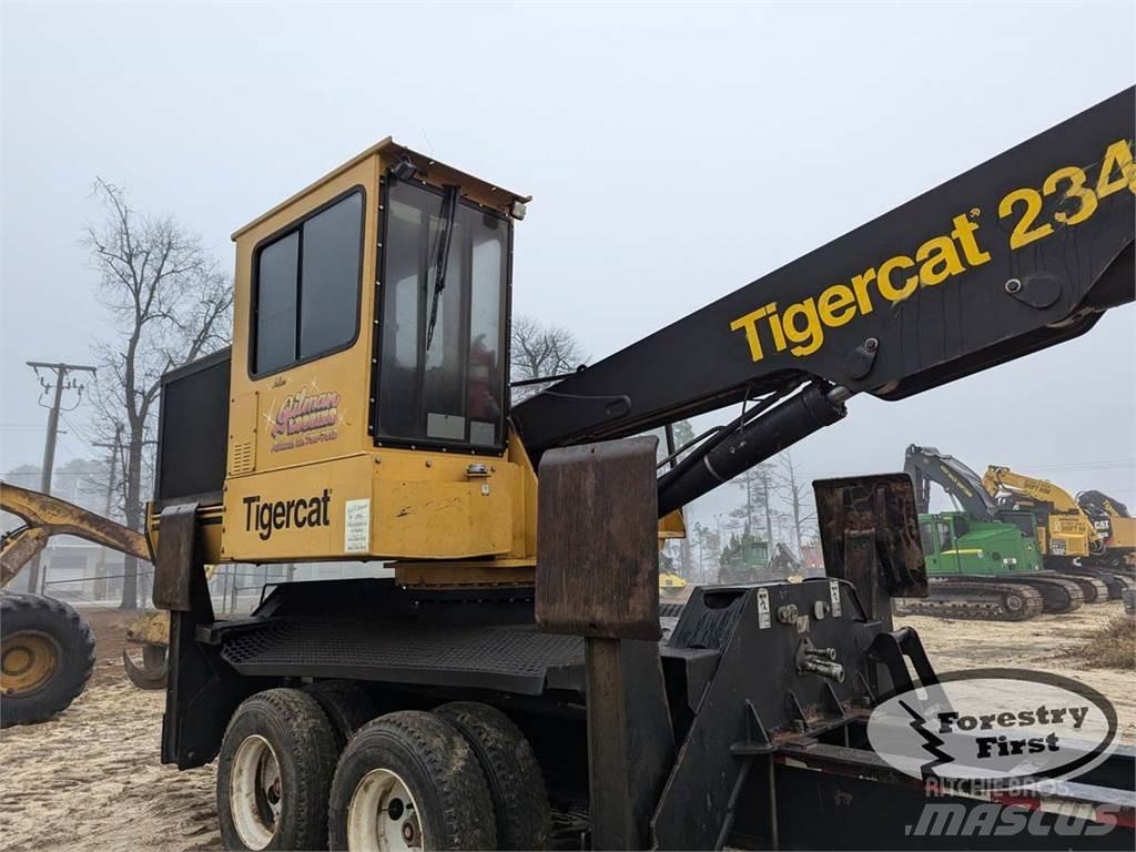 Tigercat 234 Ładowarki typu "knuckleboom"
