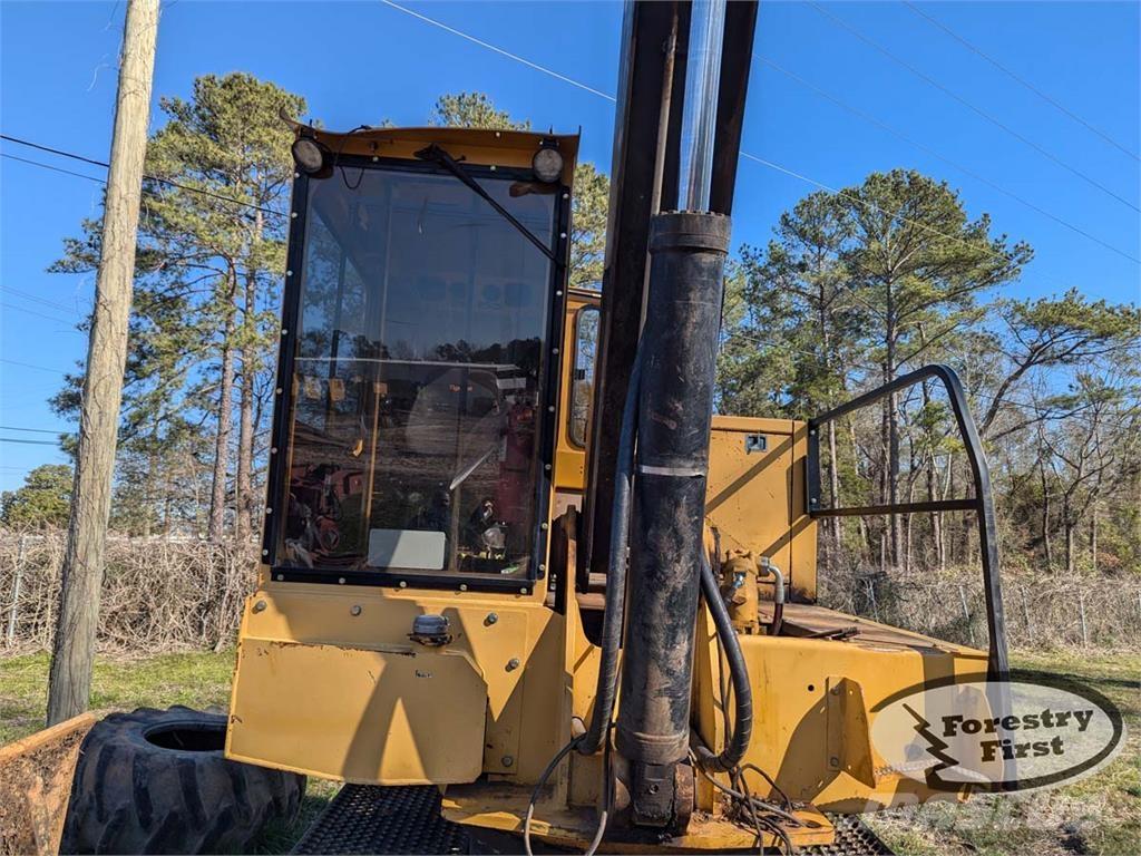 Tigercat 234 Ładowarki typu "knuckleboom"