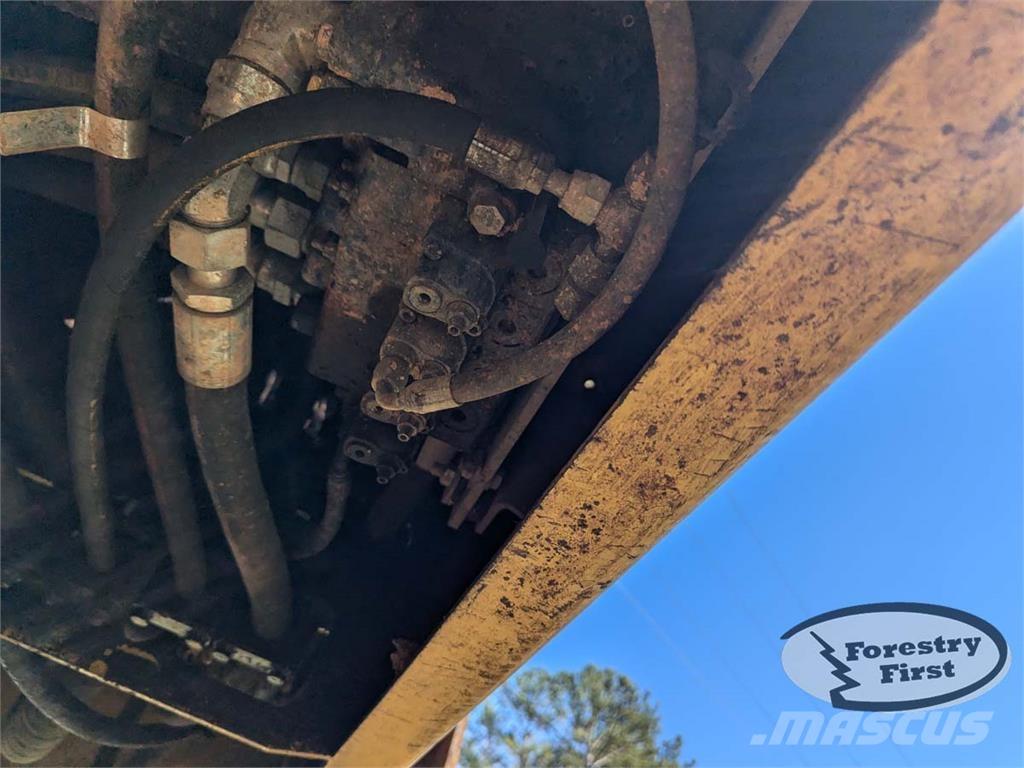 Tigercat 234 Ładowarki typu "knuckleboom"