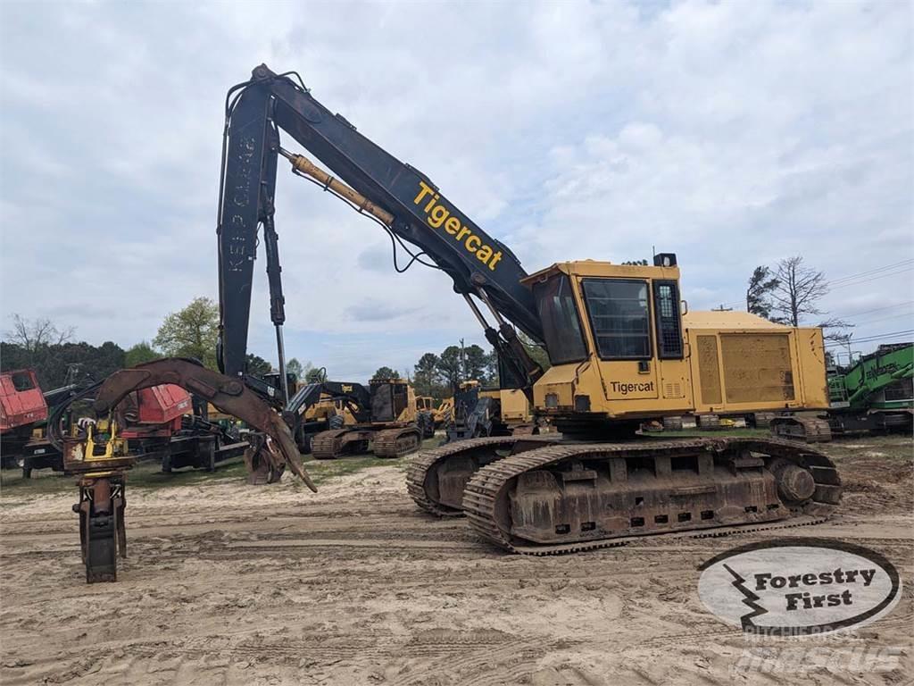 Tigercat 860S Ładowarki typu "knuckleboom"