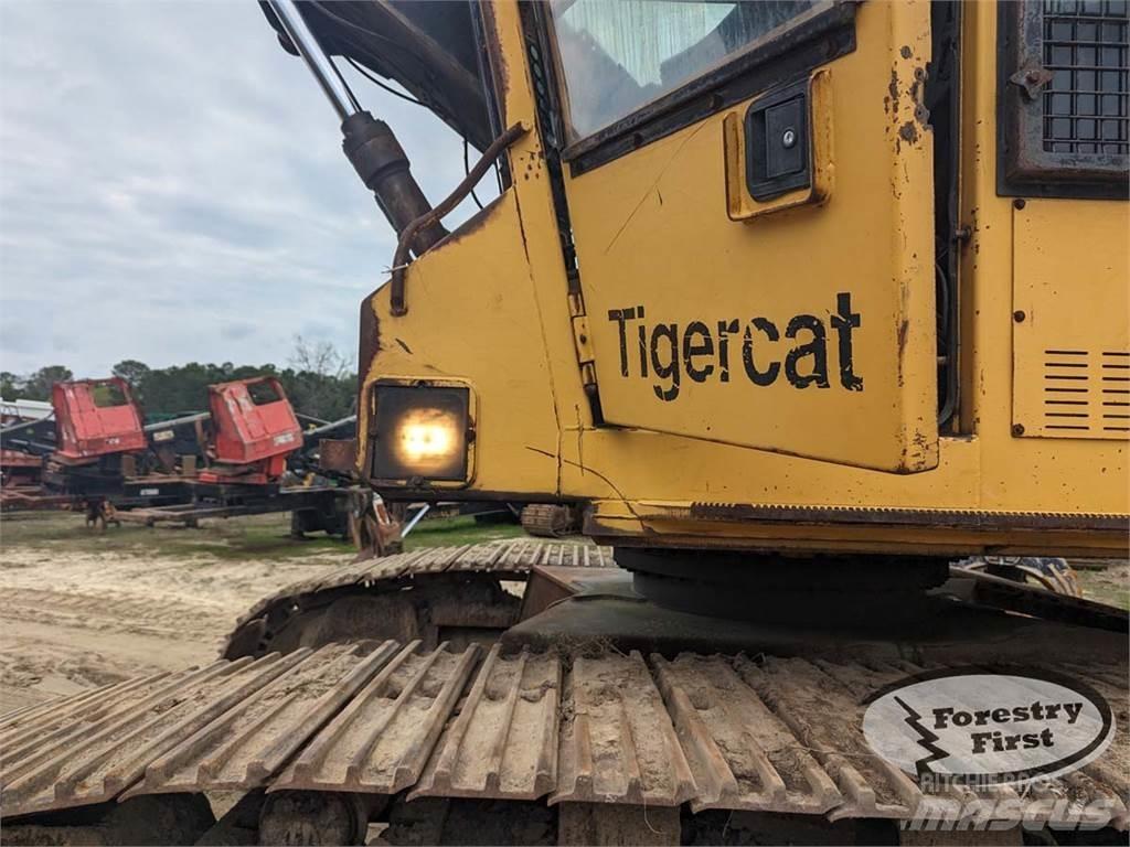 Tigercat 860S Ładowarki typu "knuckleboom"