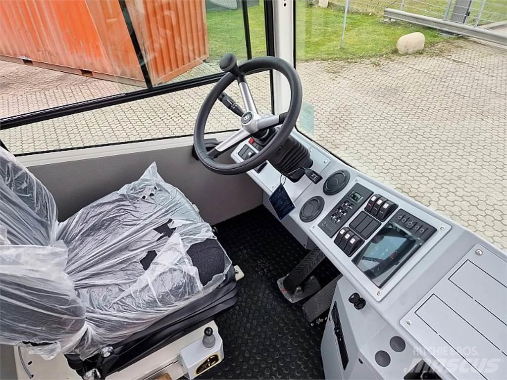 Mafi T230 Ciągniki terminalowe