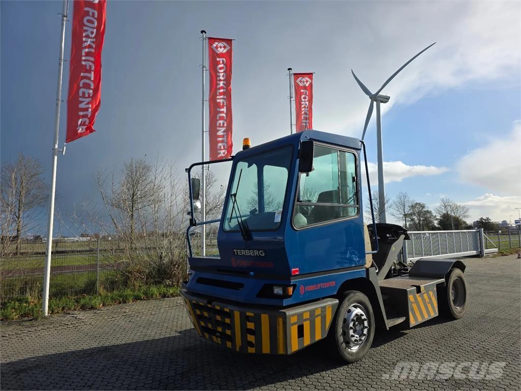 Terberg YT222 Ciągniki terminalowe