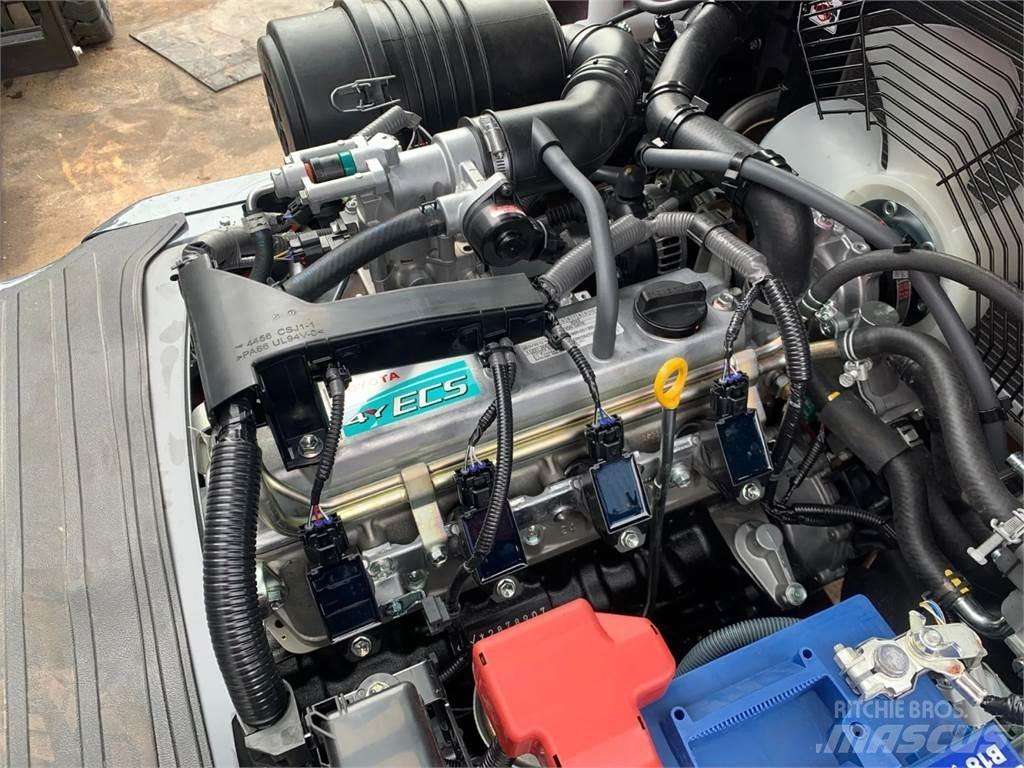 Toyota 02-8FGF30 Wózki LPG