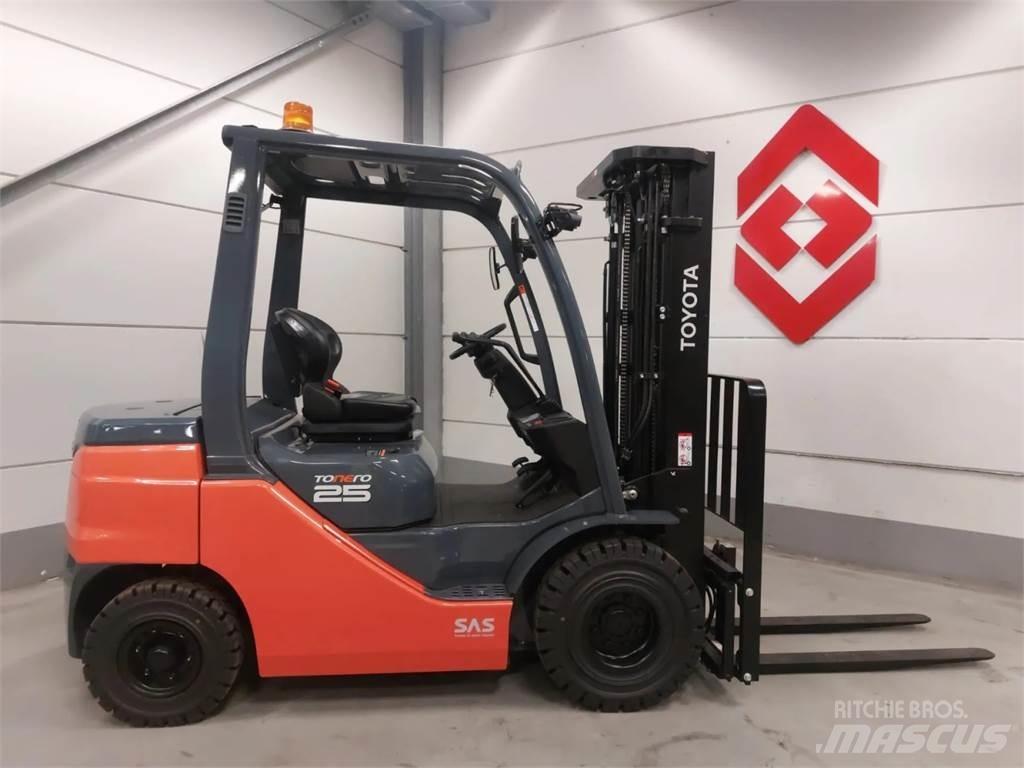 Toyota 52-8FDF25 Wózki Diesla