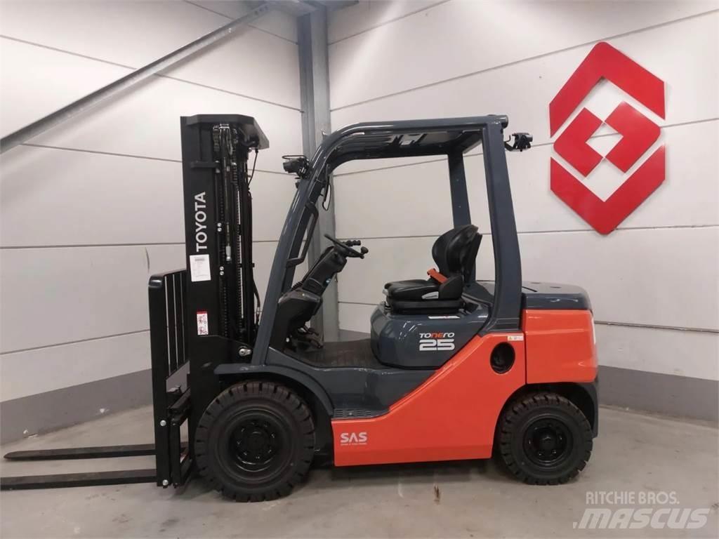 Toyota 52-8FDF25 Wózki Diesla