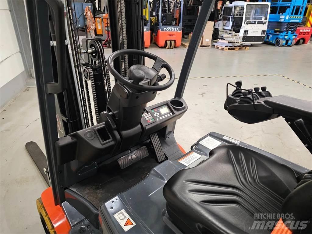 Toyota 8FBE20T Wózki elektryczne