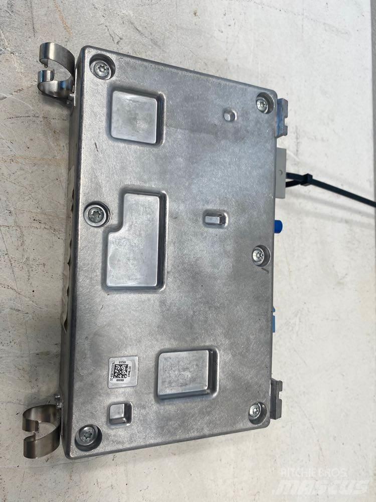 Bosch  Kabiny i wnętrze