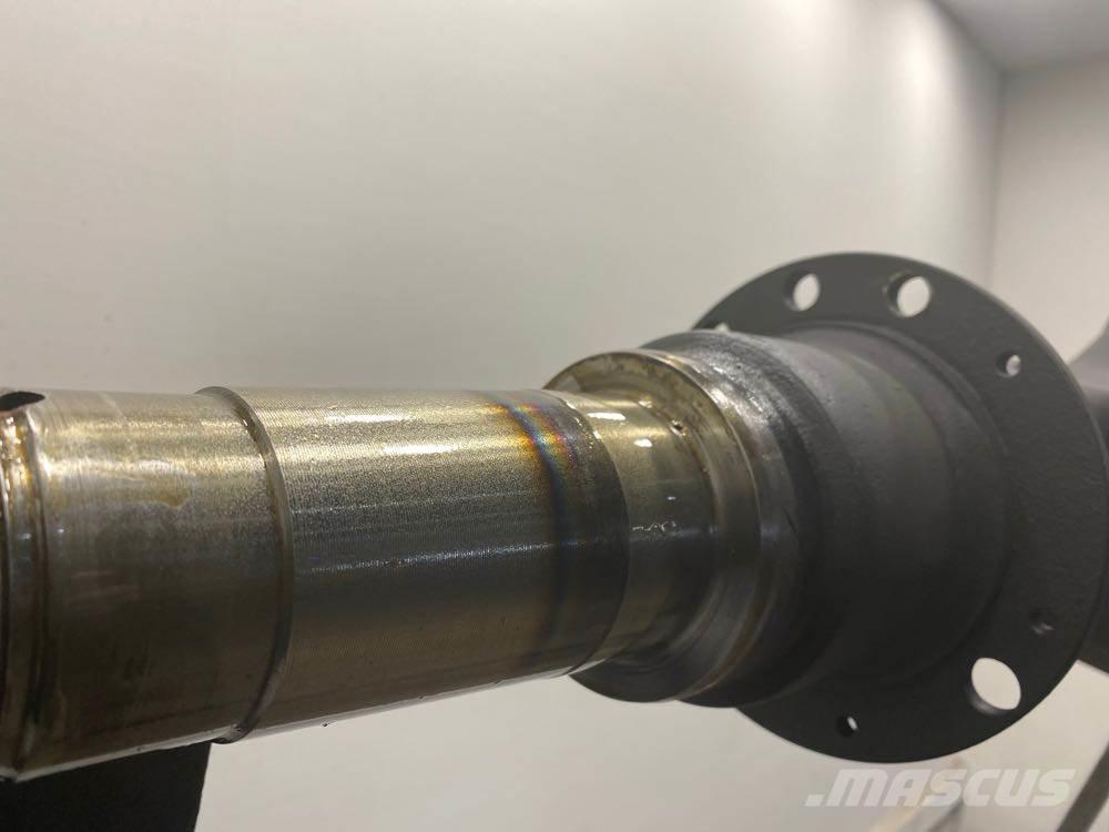  Dana S-135 Mosty, wały i osie