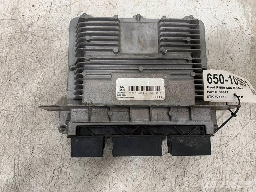 Ford F-550 Kabiny i wnętrze