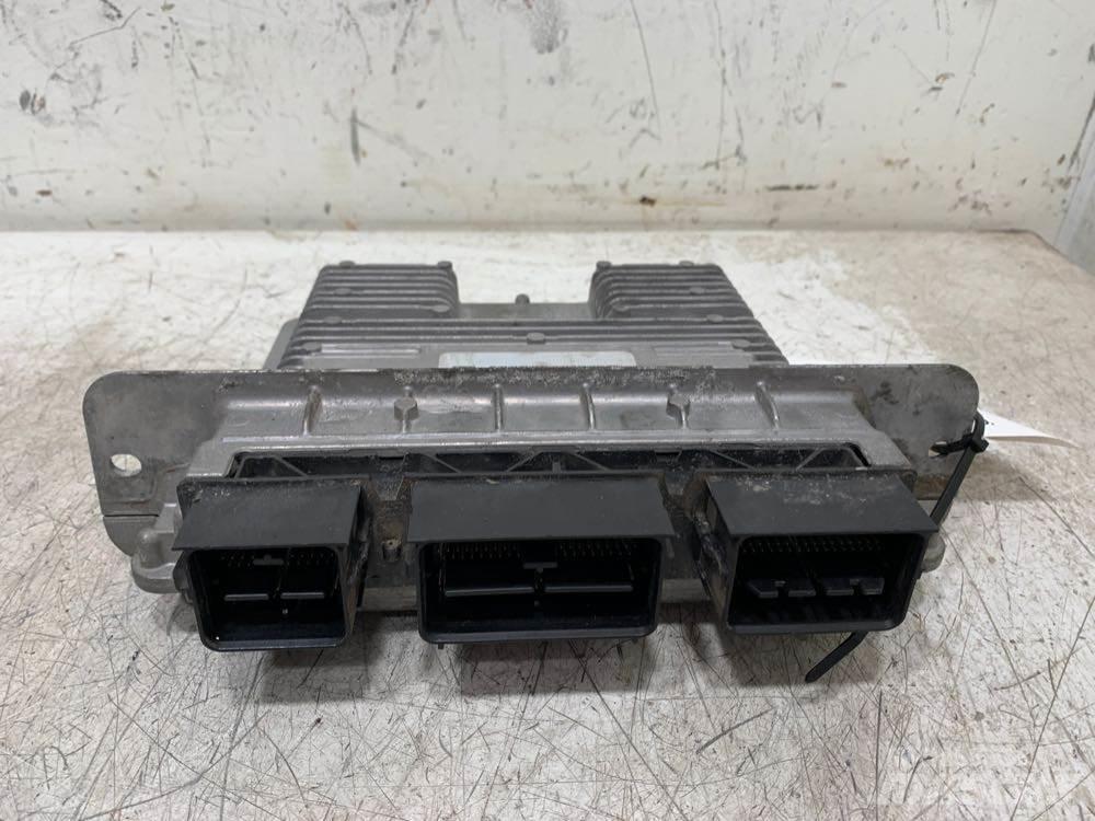 Ford F-550 Kabiny i wnętrze