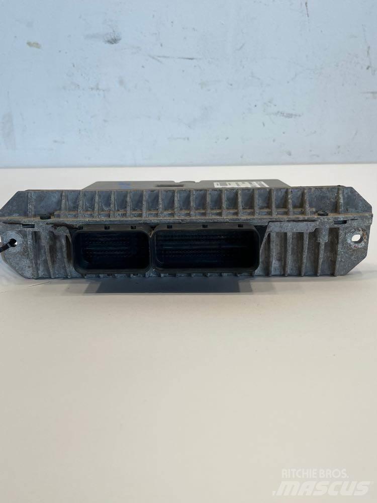 Ford F450 Kabiny i wnętrze
