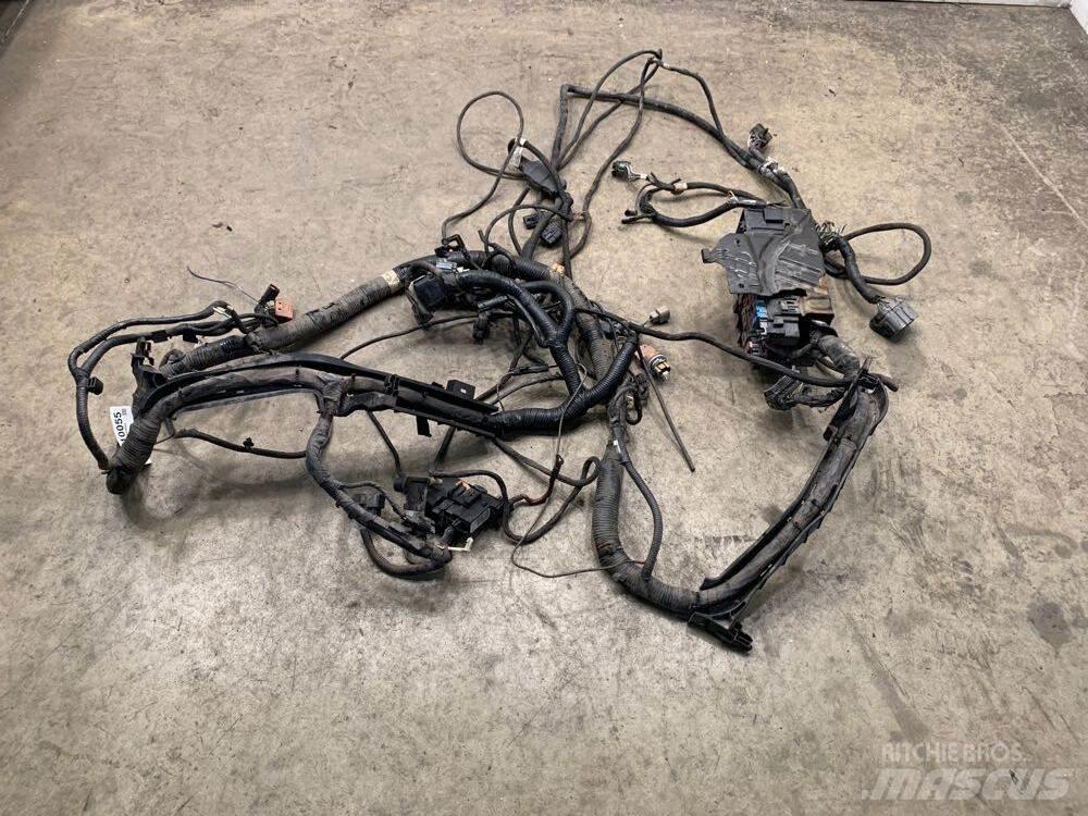 Ford F550 Ramy i zawieszenie