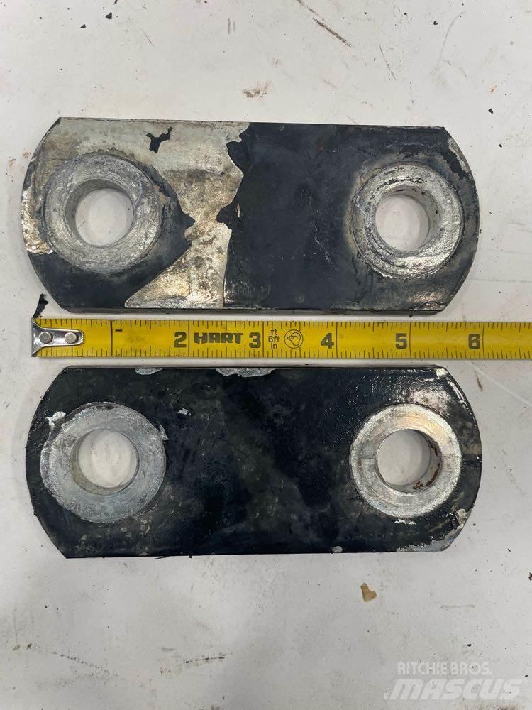 Ford F750 Ramy i zawieszenie