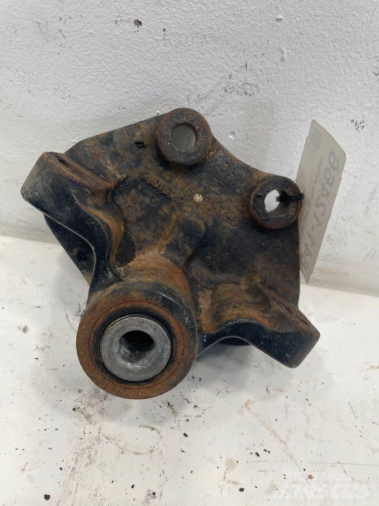 Ford F750 Ramy i zawieszenie