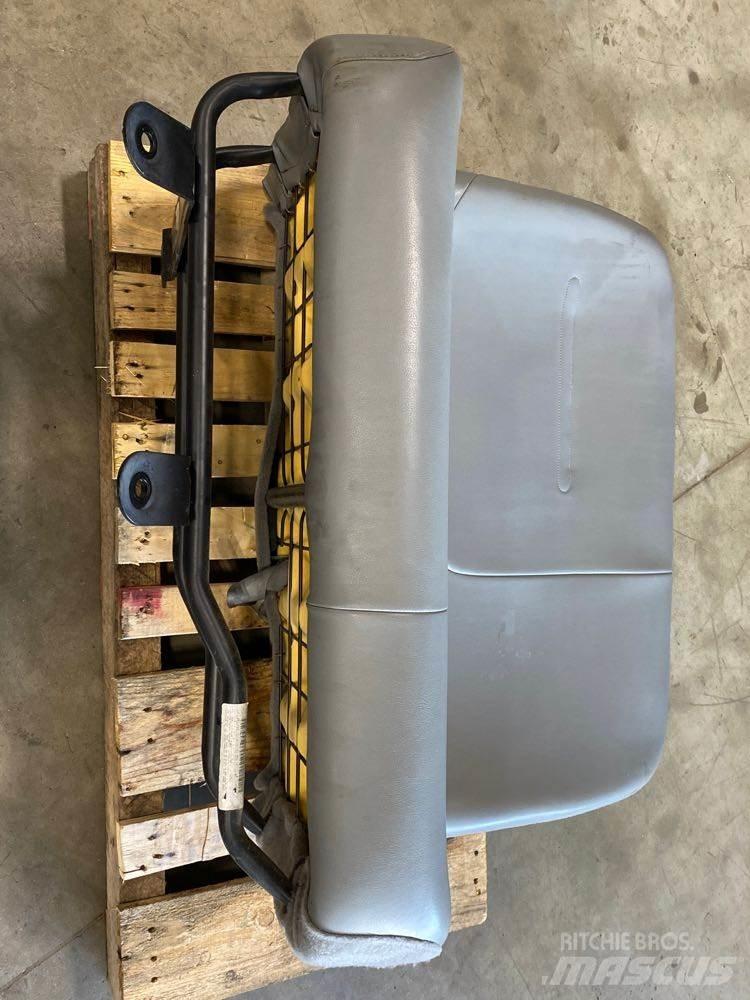 Ford F750 Transport - Inne
