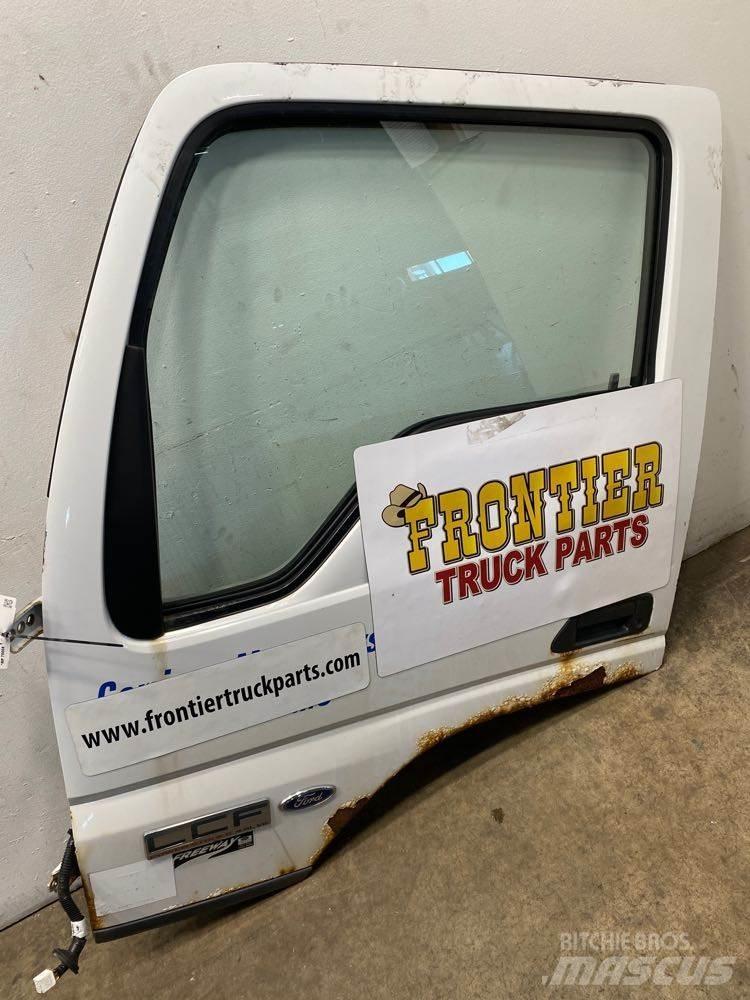 Ford LCF Transport - Inne