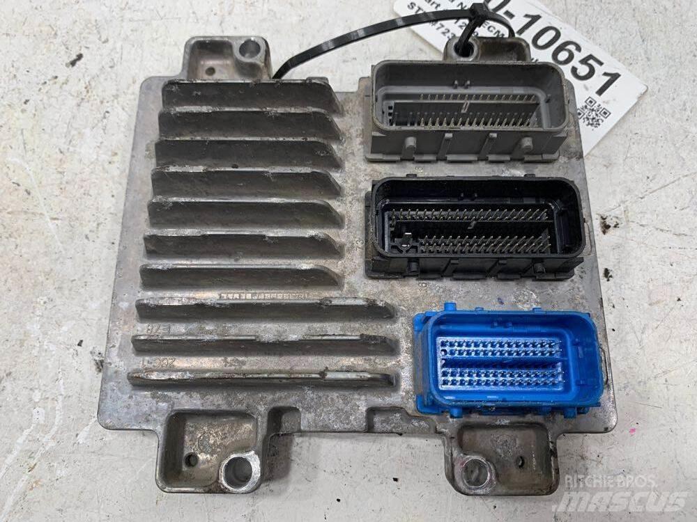 Isuzu NPR Kabiny i wnętrze