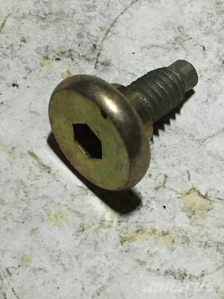  Leland Transport - Inne