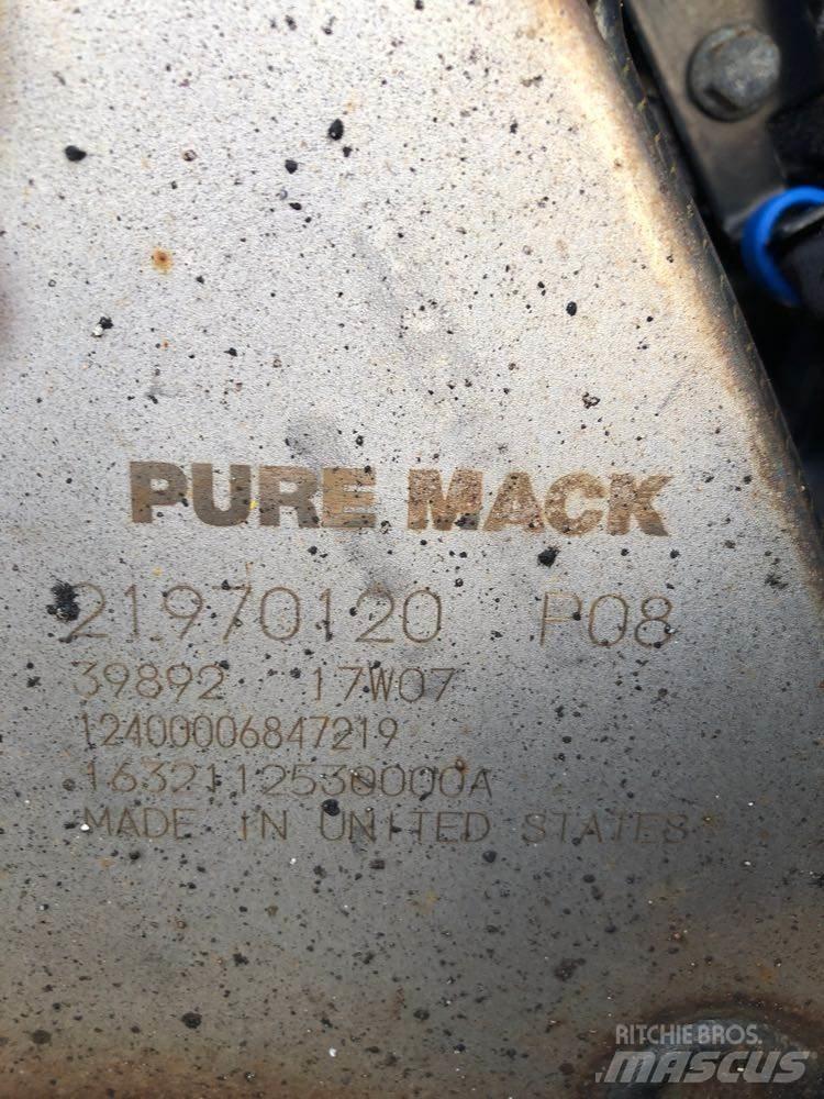 Mack MP7 Transport - Inne