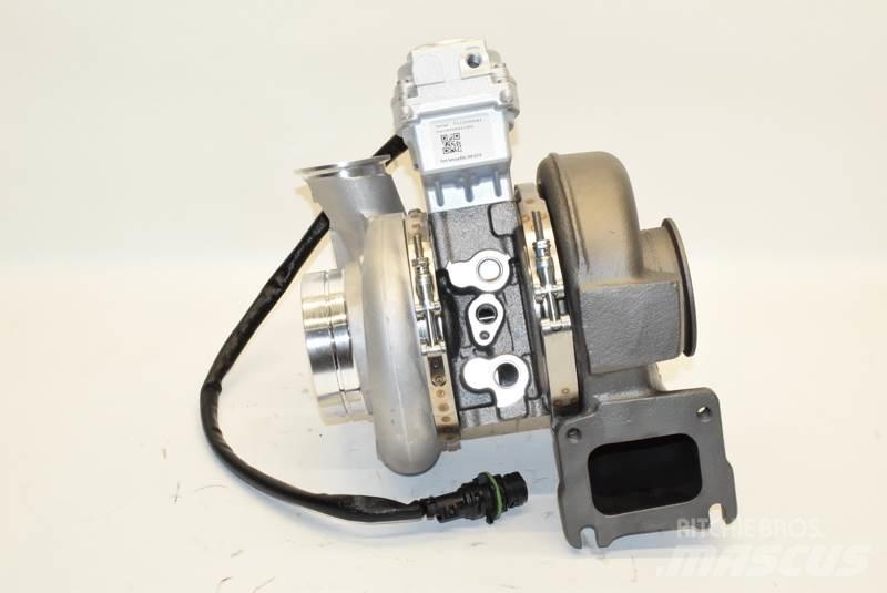 Mack MP7 Transport - Inne
