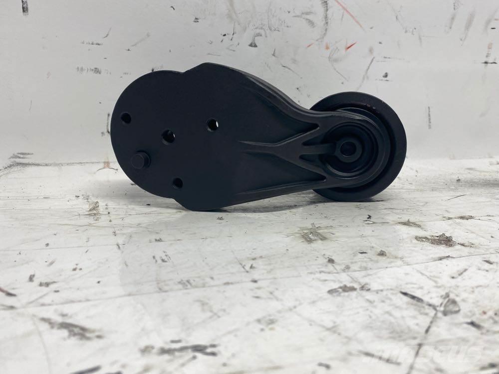 Mack MP8 Transport - Inne