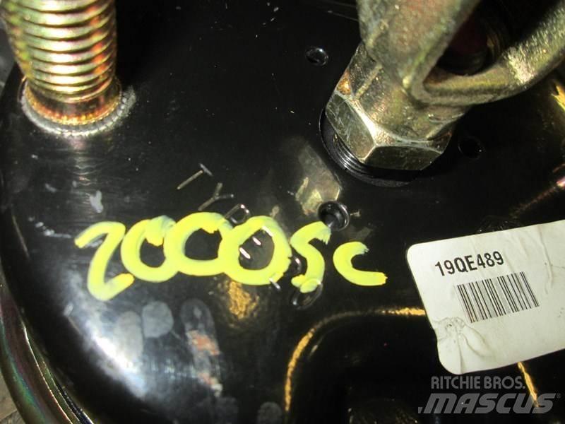 MGM 2000SC Hamulce