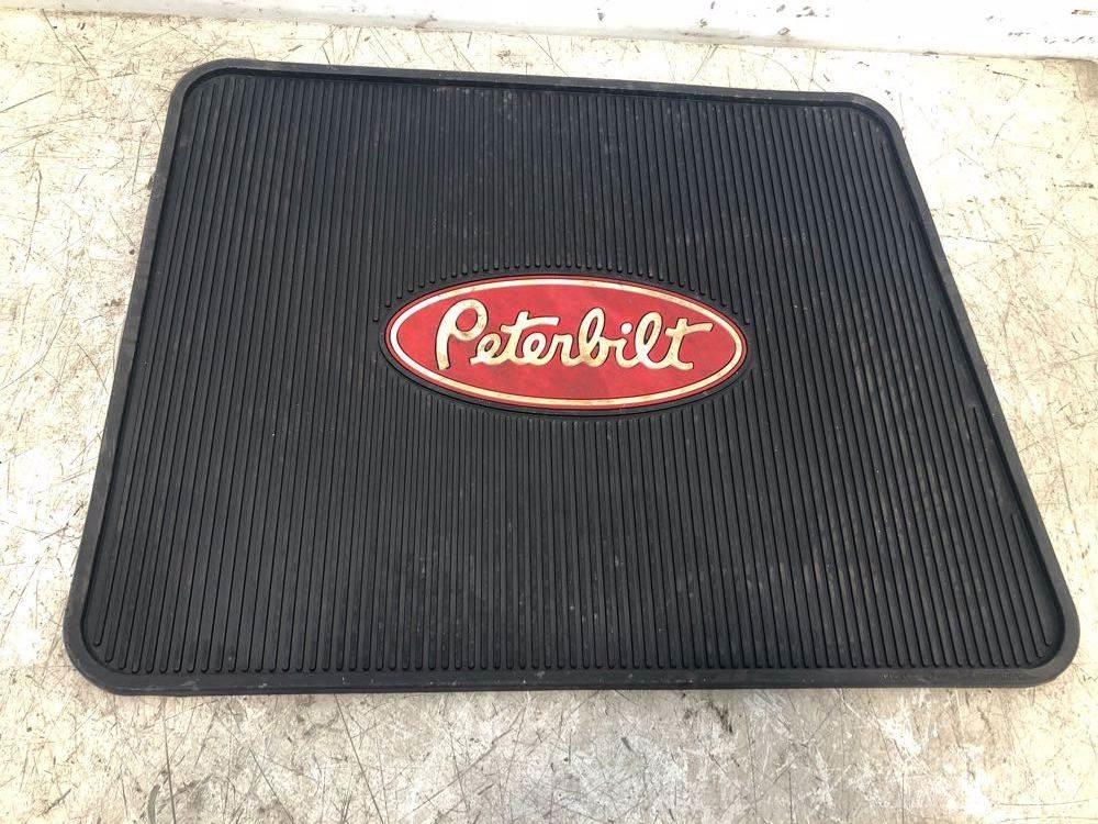 Peterbilt  Transport - Inne