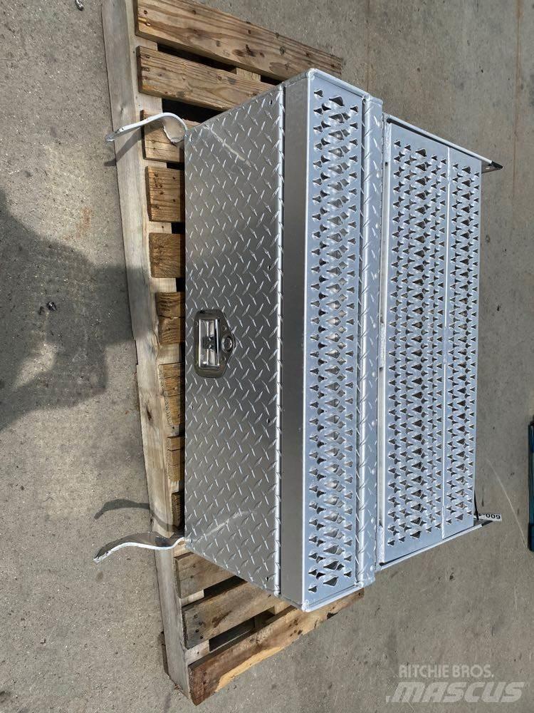 Peterbilt  Transport - Inne