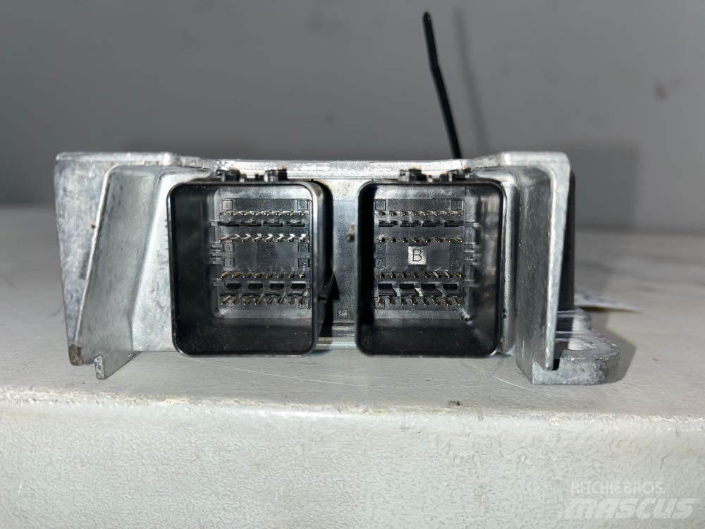 RAM 5500 Kabiny i wnętrze