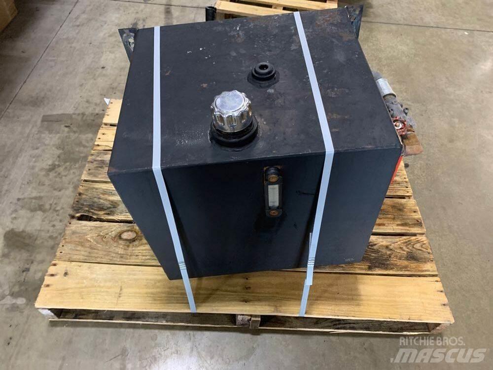 Universal  Hydraulika