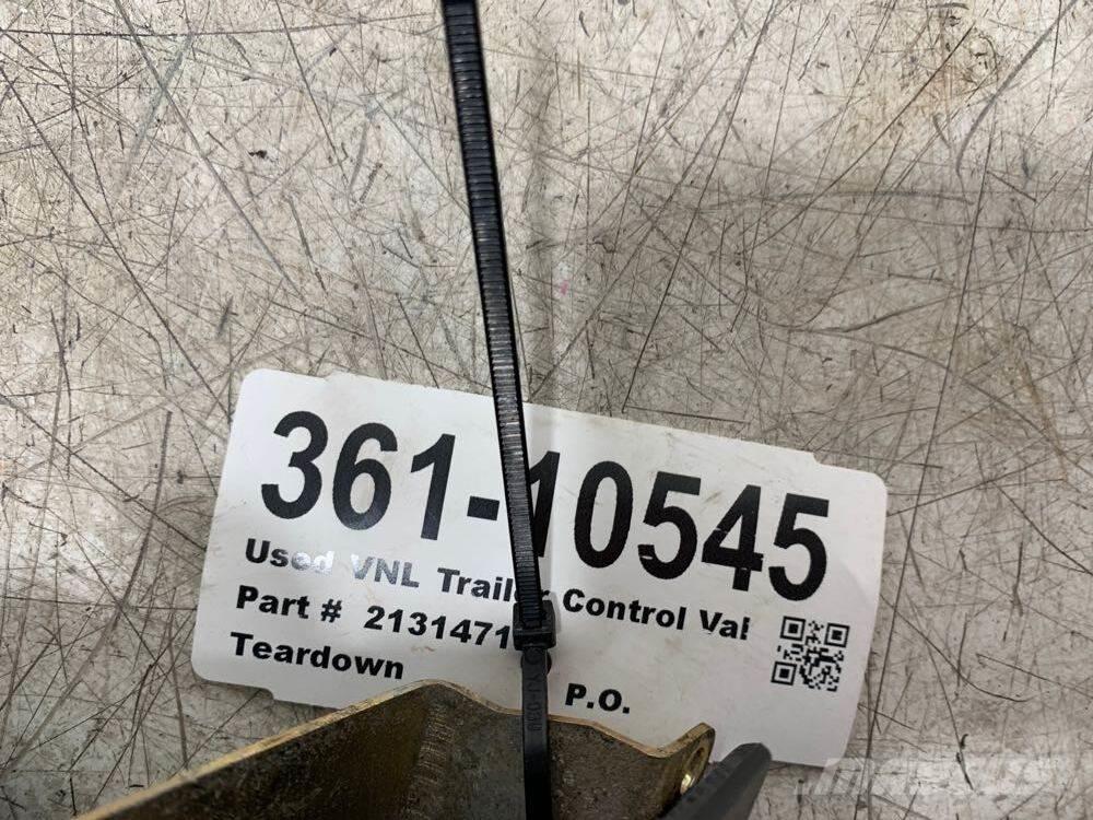 Volvo VNL Transport - Inne