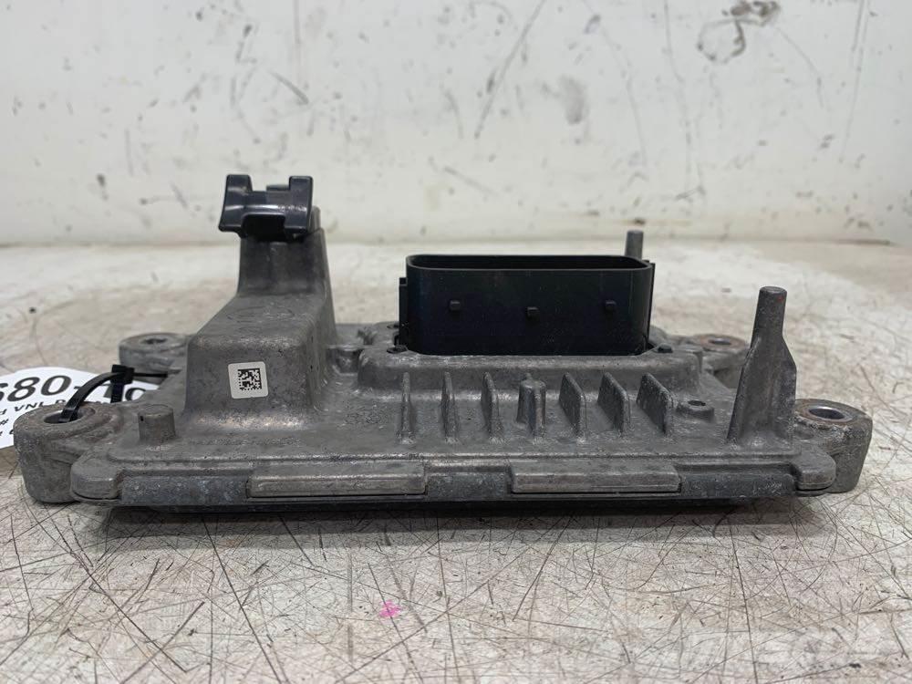 Volvo VNL Transport - Inne