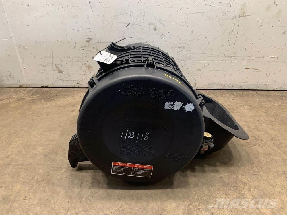 Volvo VNL Transport - Inne