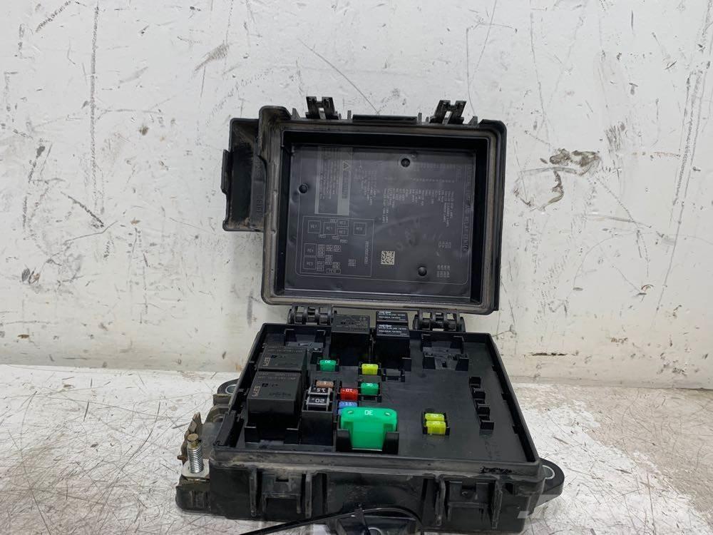 Volvo VNL Elektronika